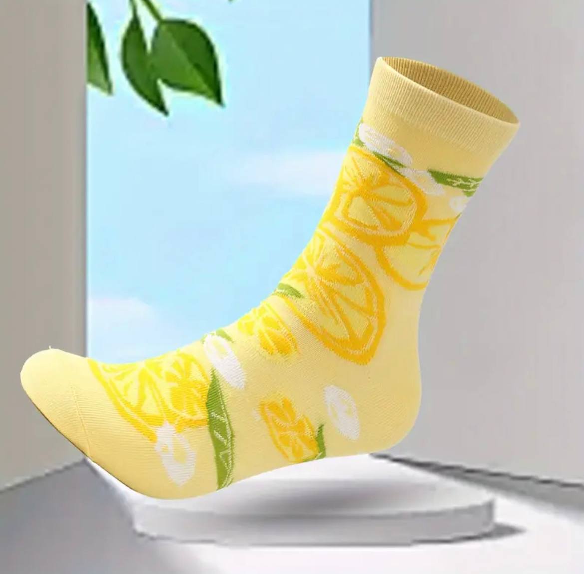 Novelty Lemon Print Mid Tube Socks with Can – Fashionable Street Style